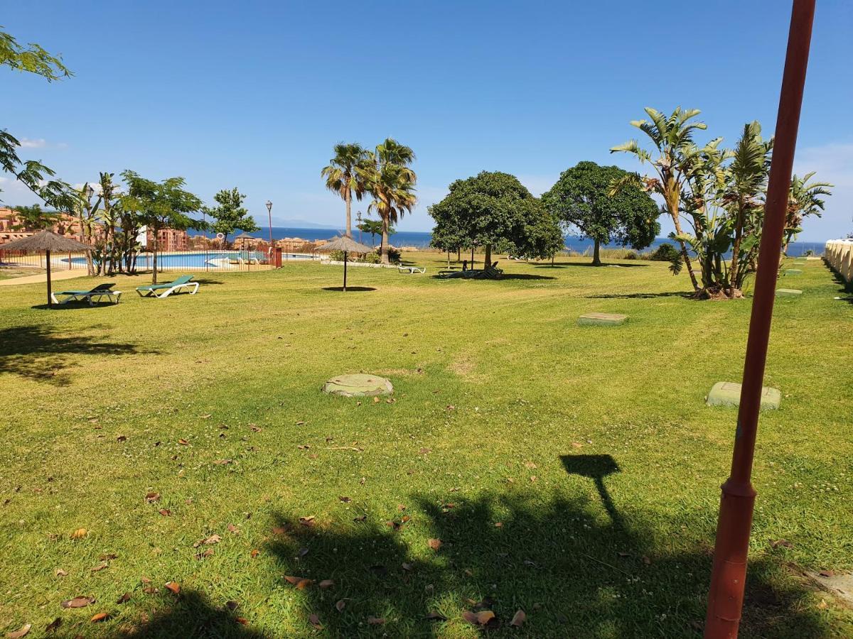 Seaview A Spectacular 3 Bed 3 Bathroom Penthouse مانيلفا المظهر الخارجي الصورة