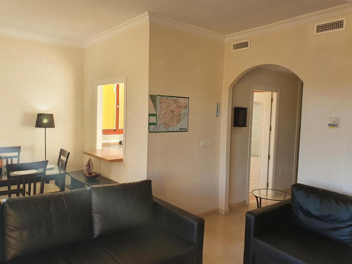Seaview A Spectacular 3 Bed 3 Bathroom Penthouse مانيلفا المظهر الخارجي الصورة