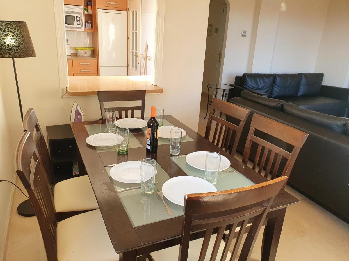 Seaview A Spectacular 3 Bed 3 Bathroom Penthouse مانيلفا المظهر الخارجي الصورة