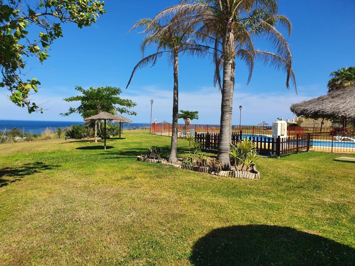 Seaview A Spectacular 3 Bed 3 Bathroom Penthouse مانيلفا المظهر الخارجي الصورة